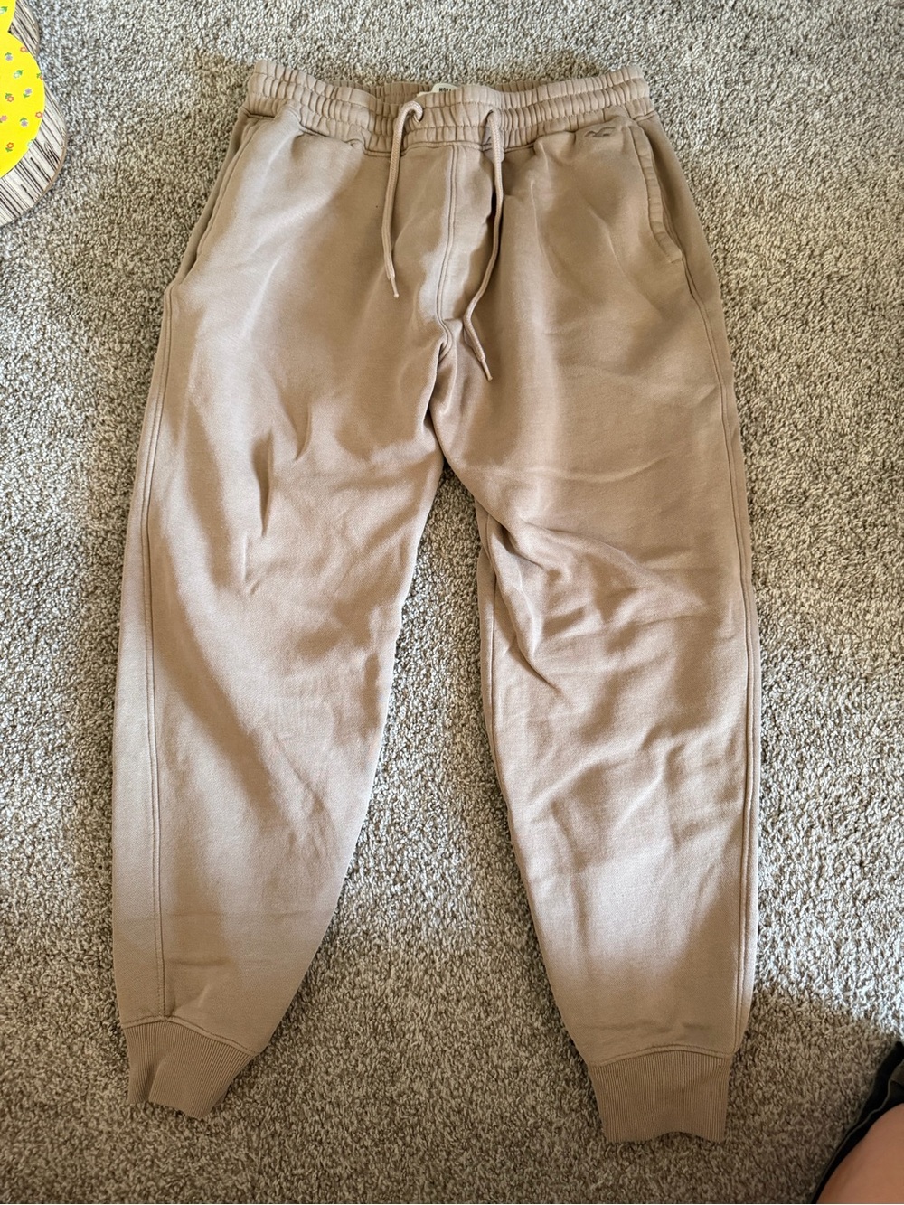 Hollister joggers